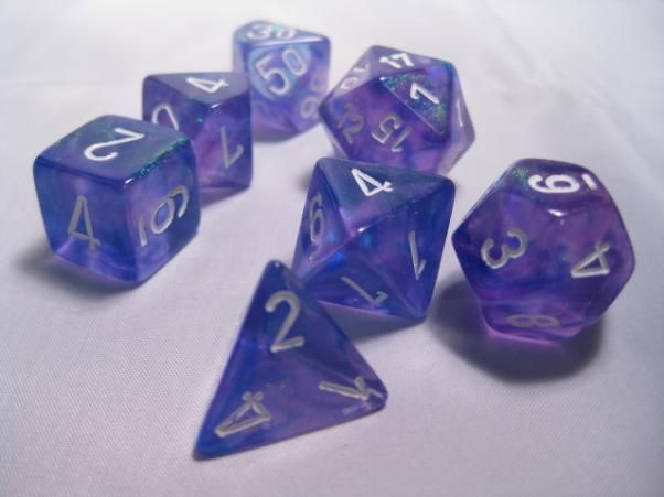 Chessex Borealis Purple/white 7-Die Set